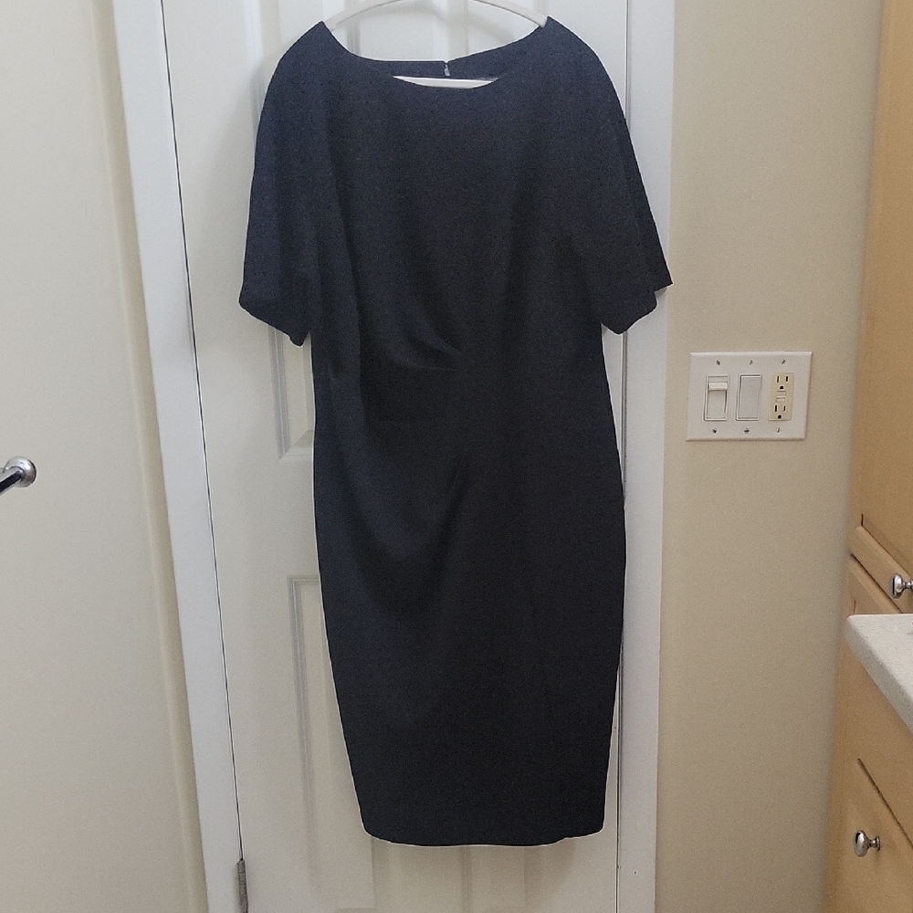 Maggy London Classic Black Midi Dress
